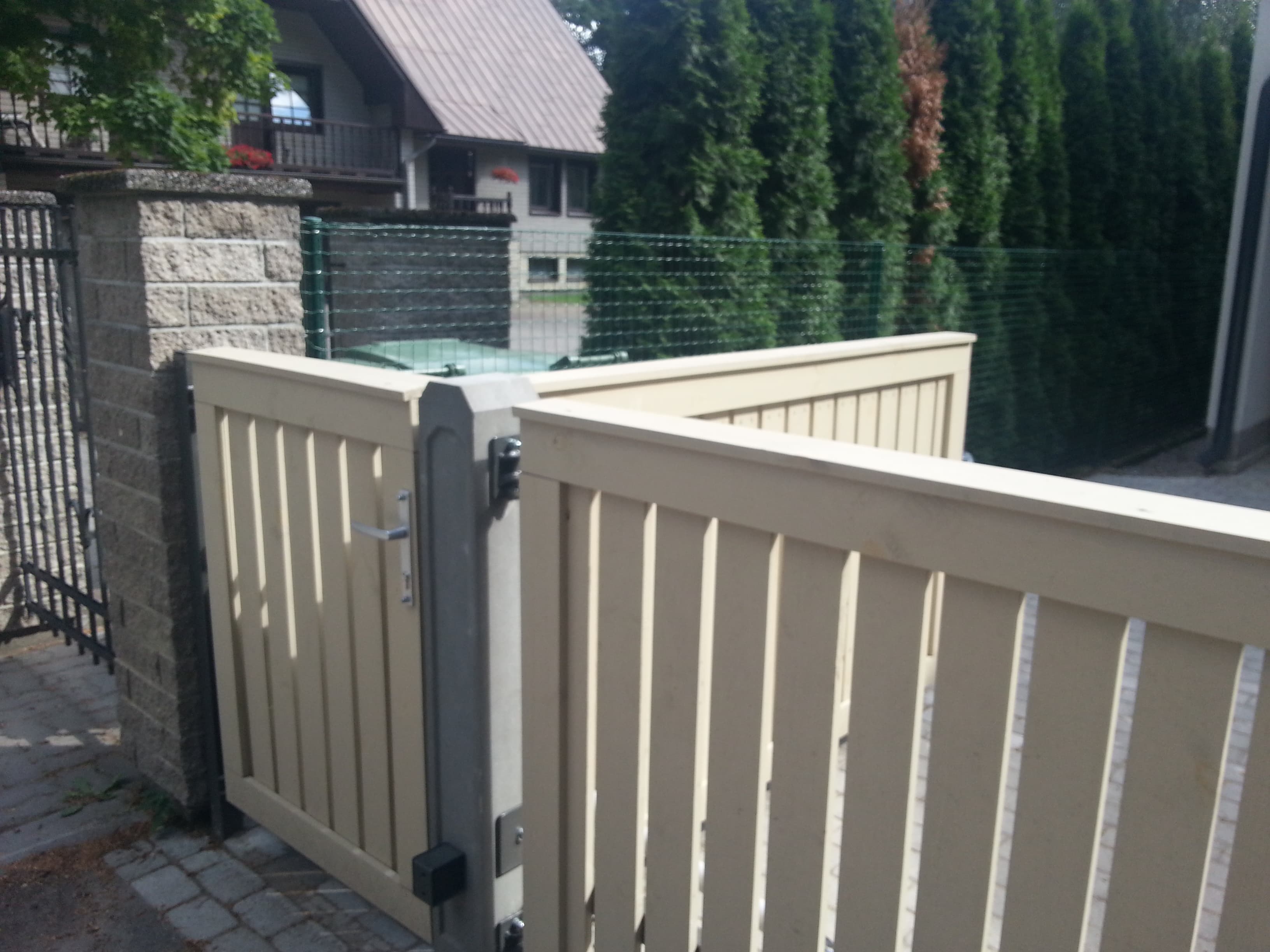 Värav (20140813 144422 2)